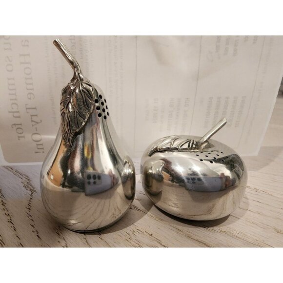 Kirk Stieff Pewter 500 Salt and Pepper Shakers Set of 2 Silvertone Apple Pear - Picture 2 of 2